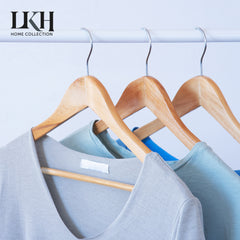 Premium 50-Pack hardwood Cloth Hangers Set