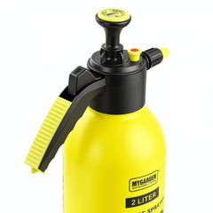 Versatile 2L Manual Sprayer